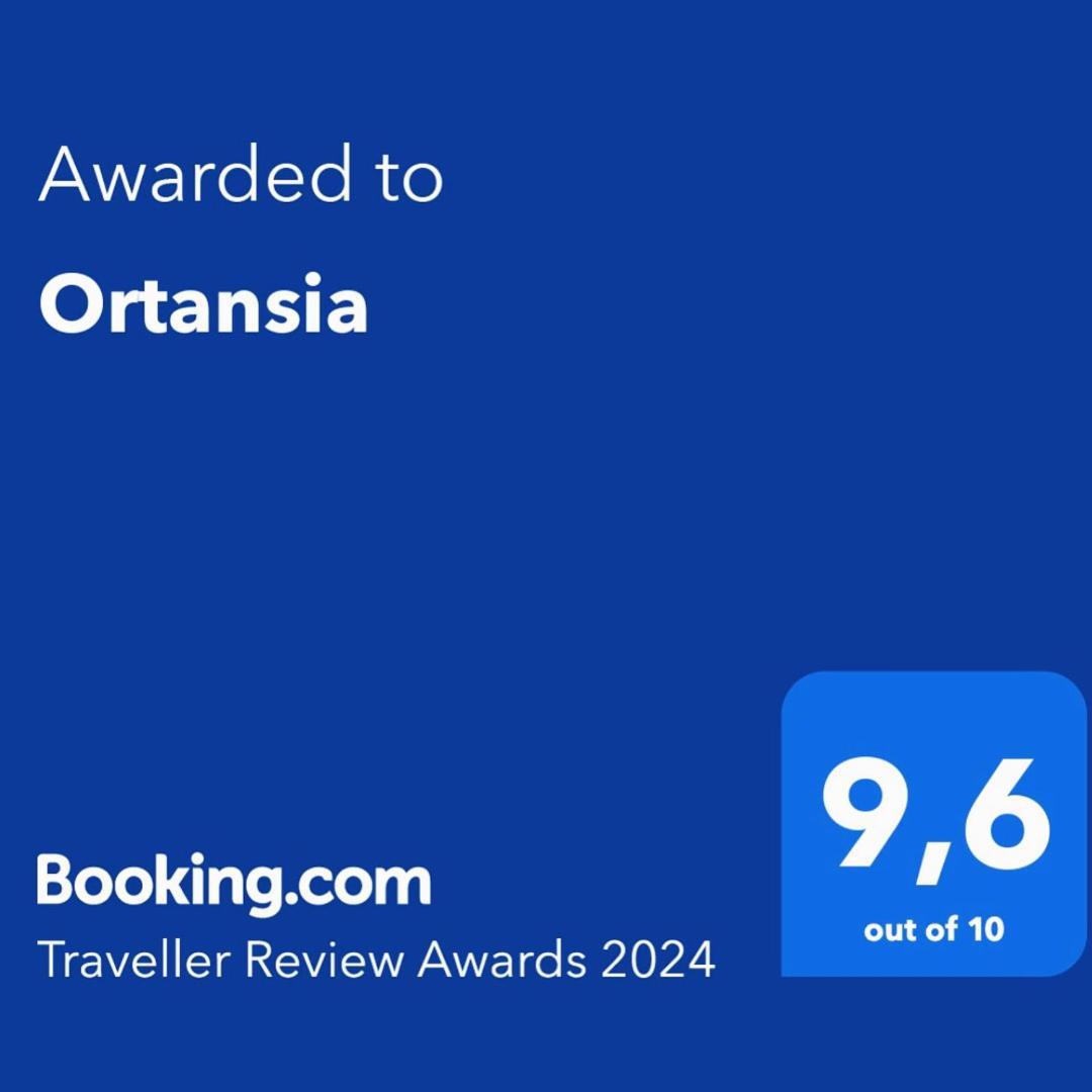 דירות דימיטסאנה Ortansia מראה חיצוני תמונה